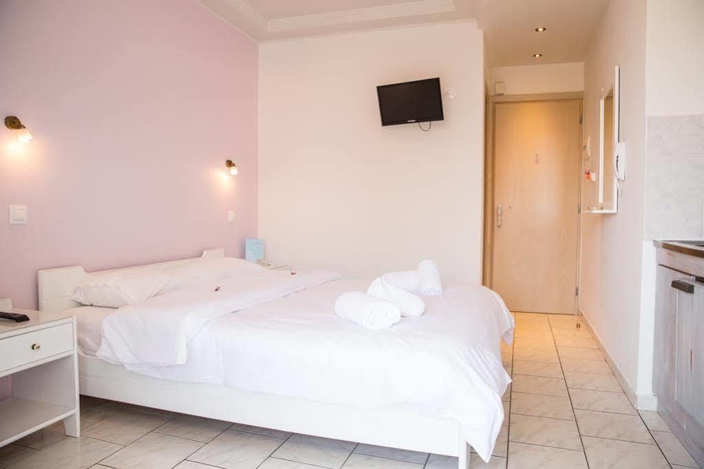 Hotel Melissanthi Dioniszíu-part Kültér fotó